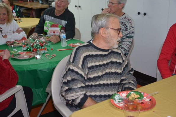 HolidayParty_036