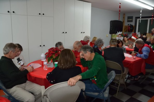 HolidayParty_0039