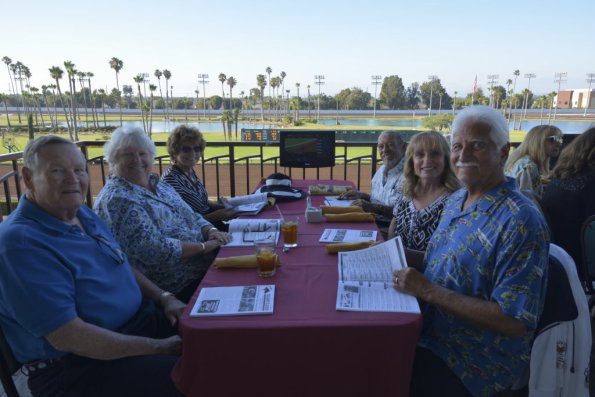 NightAtRaces_033